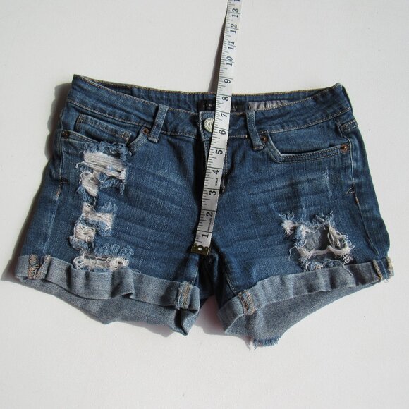 Aeropostale Women's Distressed Seriously Stretchy Denim Jeans Midi Shorts Size 0 - Picture 6 of 6